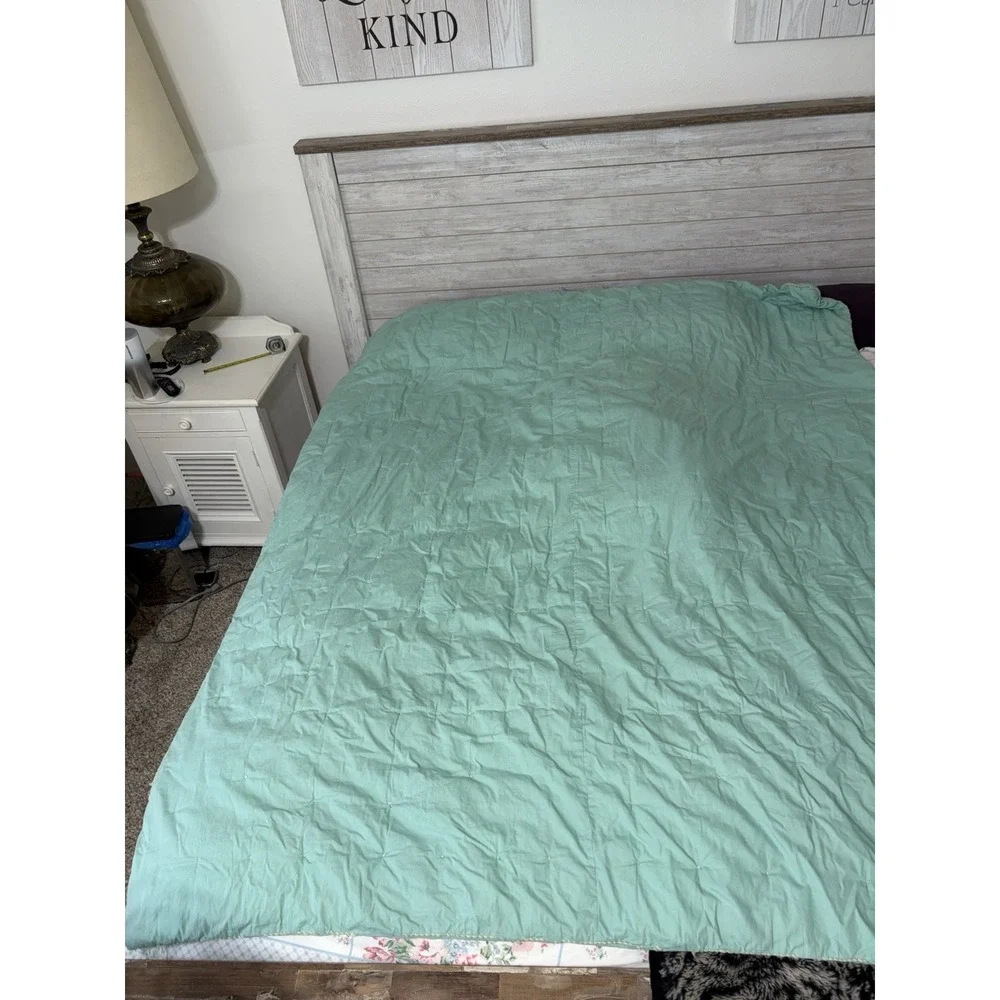Handmade ve worked